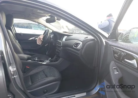 2018 Infiniti Qx30 Premium из США, поврежденный, VIN SJKCH5CRXJA051883